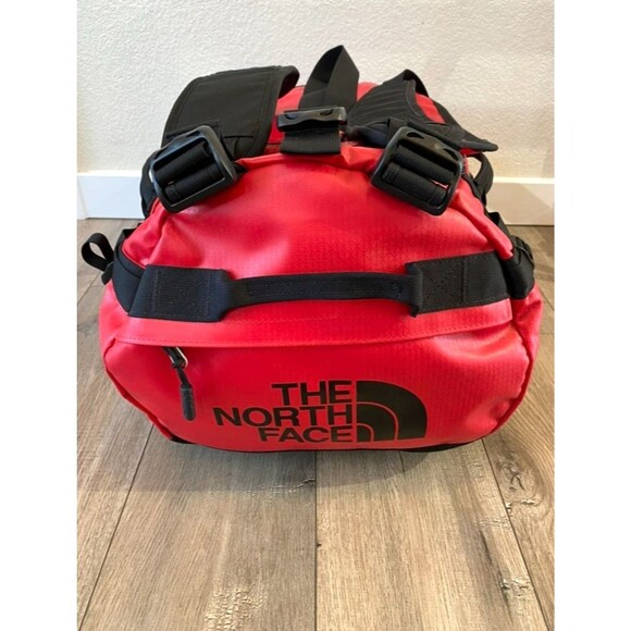The North Face Base Camp Duffle Bag Red Small Water Resistant - Picture 1 of 11